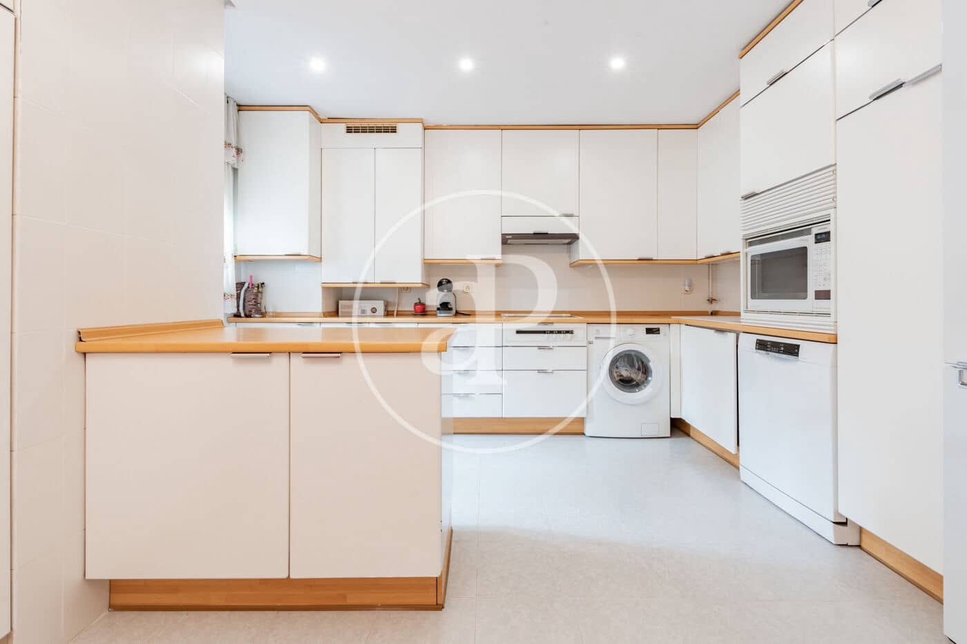Apartamento de 3 habitaciones en Madrid ciudad en venta - 2.650.000 € (Ref: 9939994)