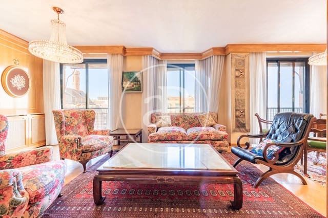 Apartamento de 3 habitaciones en Pacífico, Madrid ciudad en venta - 2.650.000 € (Ref: 9939994)