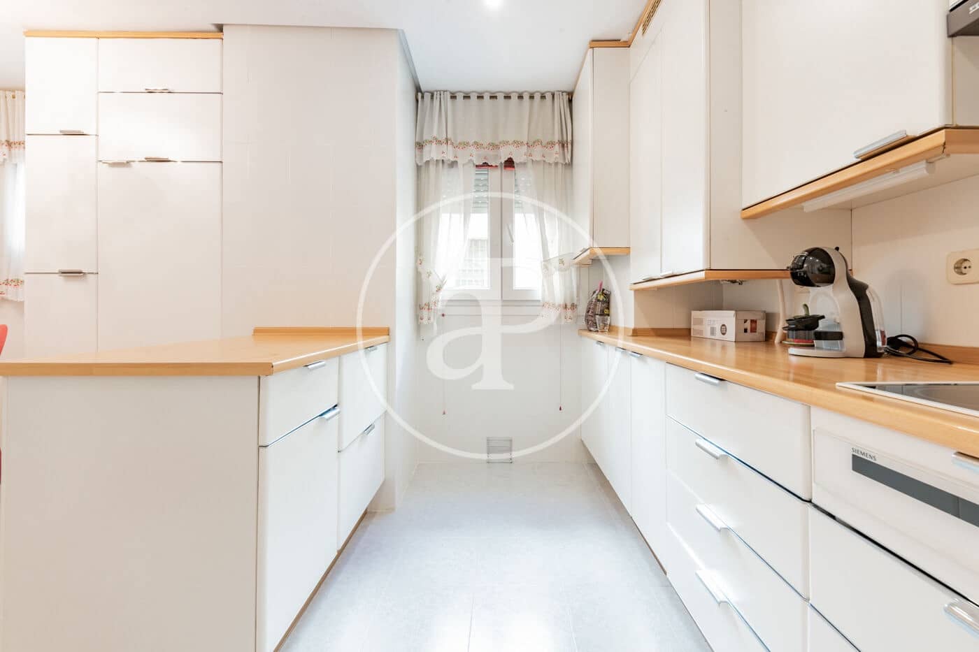 Apartamento de 3 habitaciones en Madrid ciudad en venta - 2.650.000 € (Ref: 9939994)