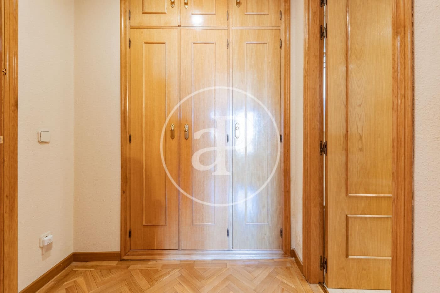 Apartamento de 3 habitaciones en Madrid ciudad en venta - 2.650.000 € (Ref: 9939994)