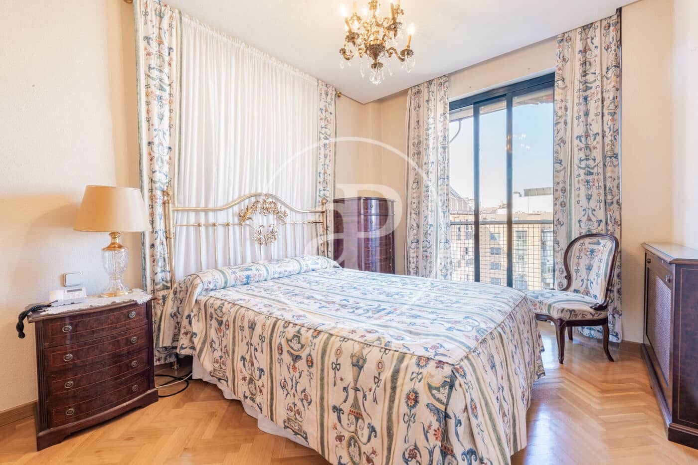 Apartamento de 3 habitaciones en Madrid ciudad en venta - 2.650.000 € (Ref: 9939994)