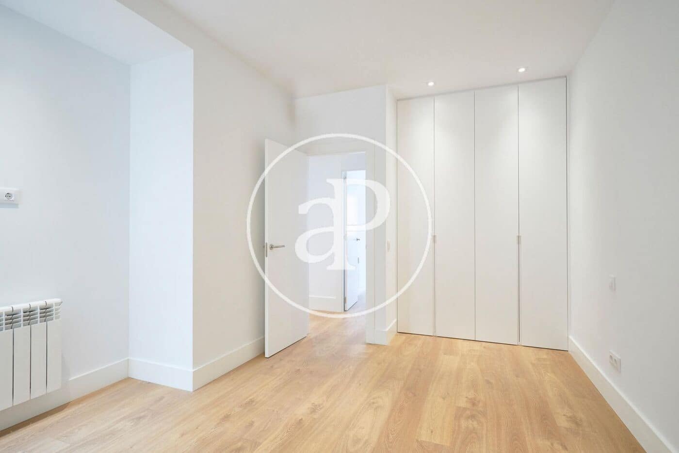 3 quarto Apartamento para arrendar em Madrid cidade - 3 790 € (Ref: 9939995)