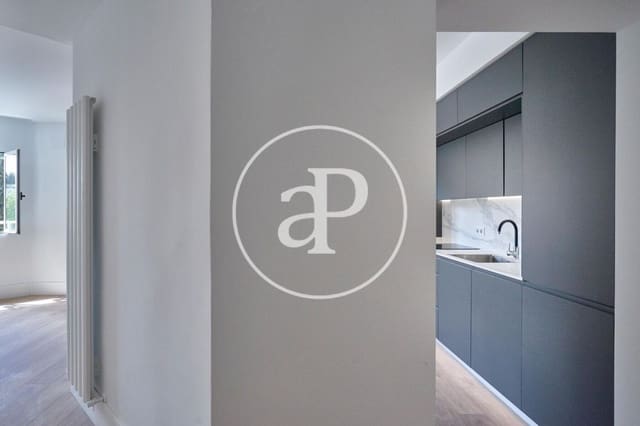 3 quarto Apartamento para arrendar em El Viso, Madrid cidade - 3 790 € (Ref: 9939995)