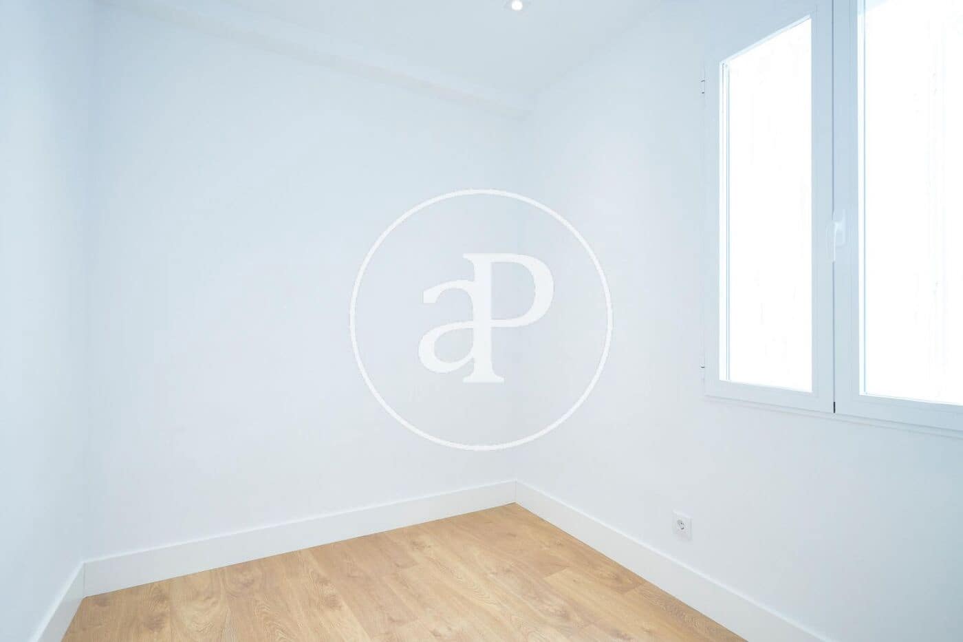 3 quarto Apartamento para arrendar em Madrid cidade - 3 790 € (Ref: 9939995)