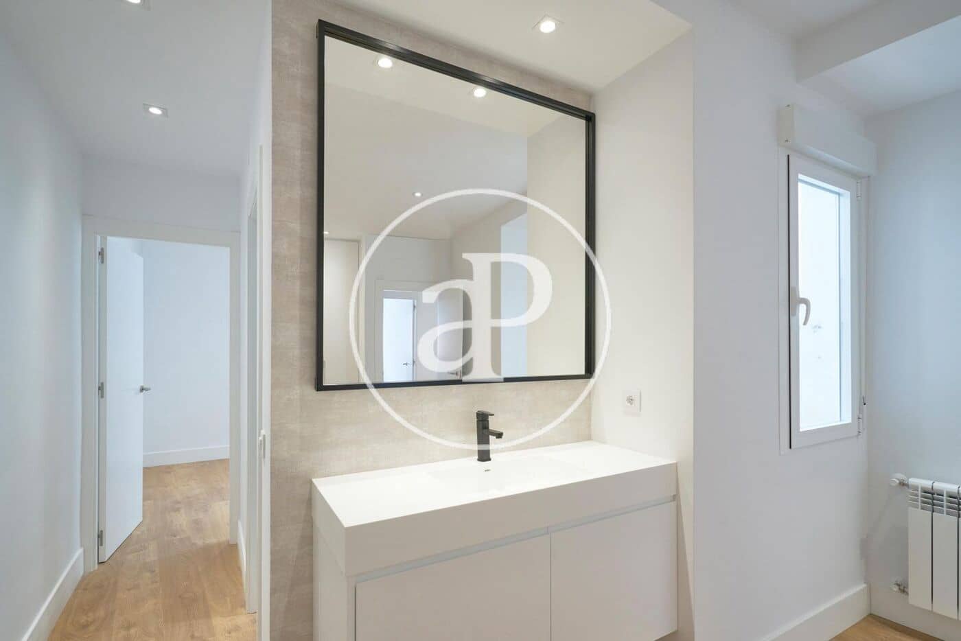 3 quarto Apartamento para arrendar em Madrid cidade - 3 790 € (Ref: 9939995)