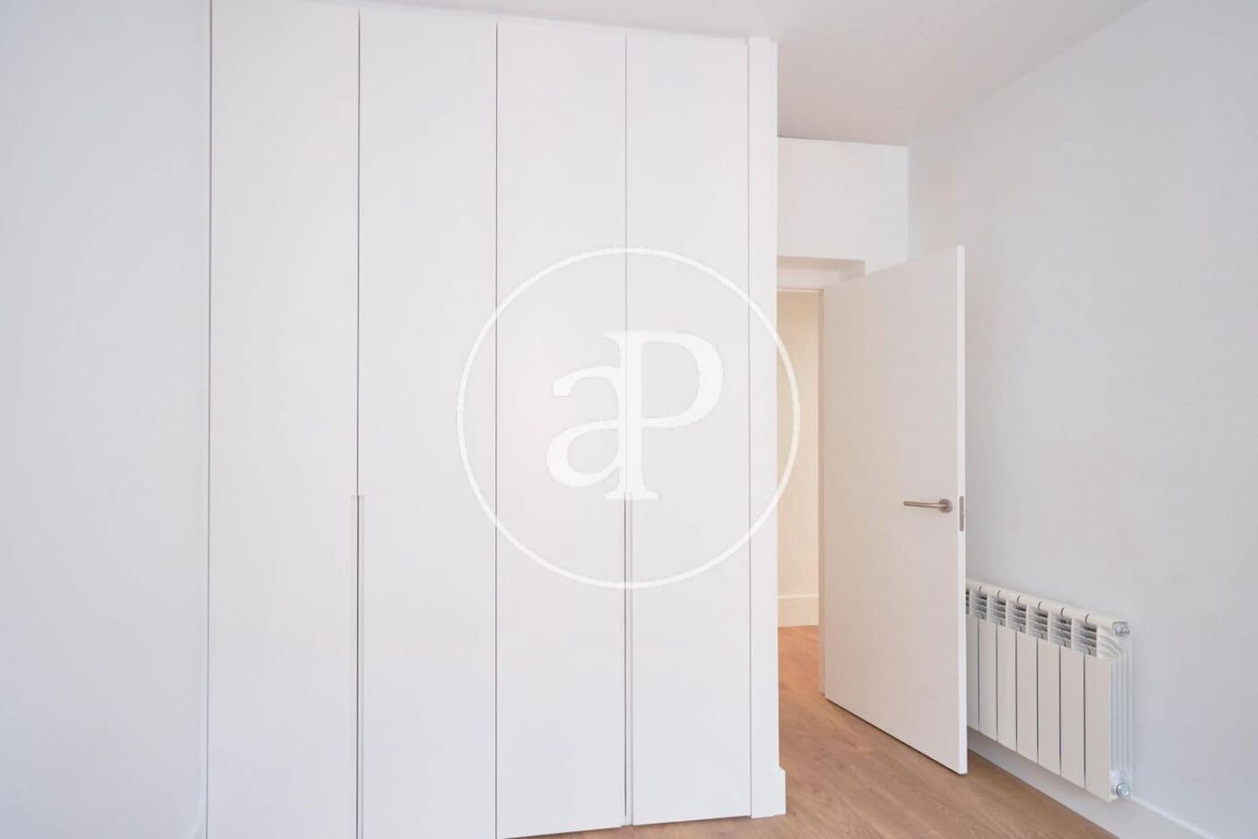 3 quarto Apartamento para arrendar em Madrid cidade - 3 790 € (Ref: 9939995)