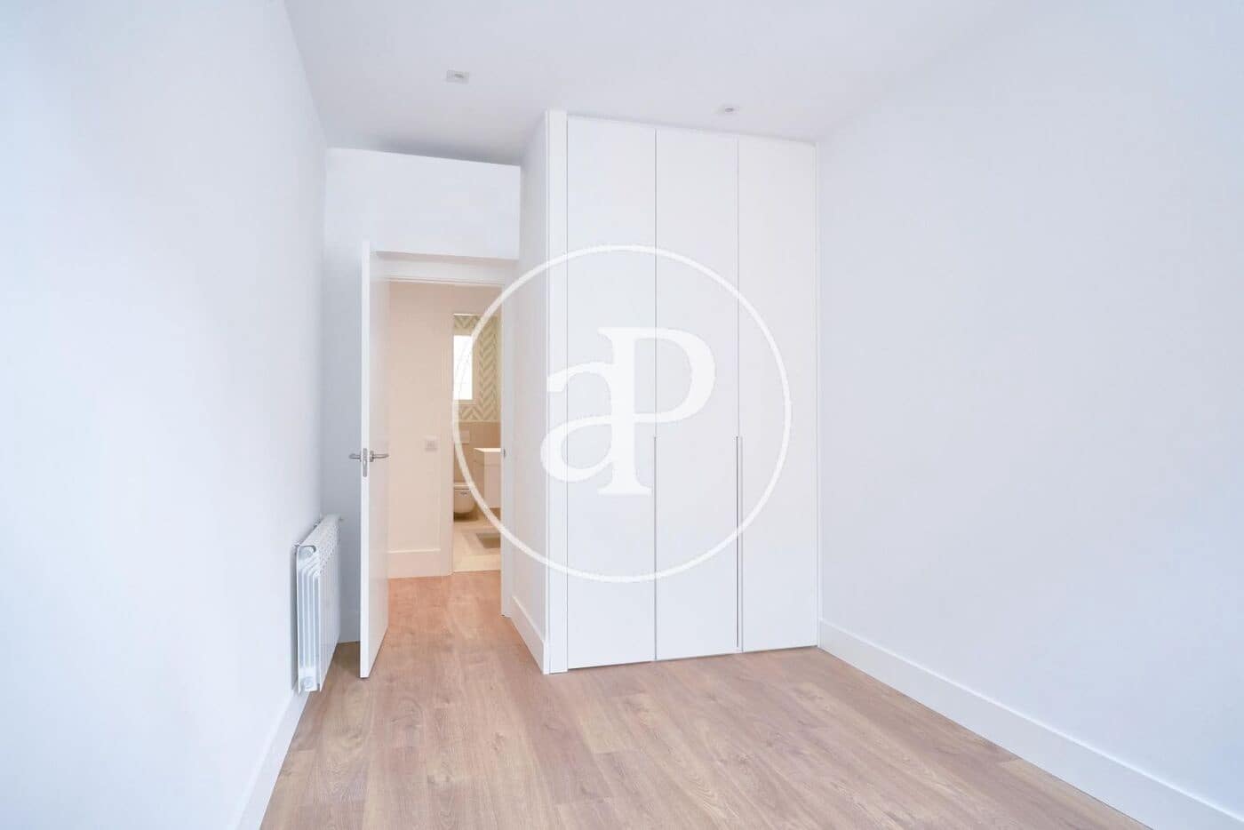 3 quarto Apartamento para arrendar em Madrid cidade - 3 790 € (Ref: 9939995)