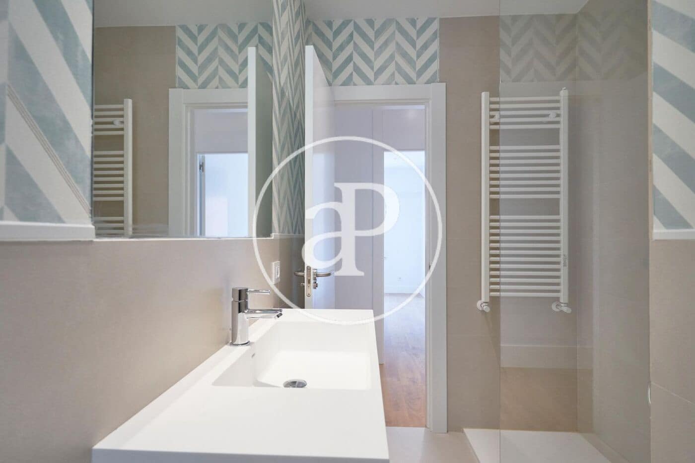 3 quarto Apartamento para arrendar em Madrid cidade - 3 790 € (Ref: 9939995)
