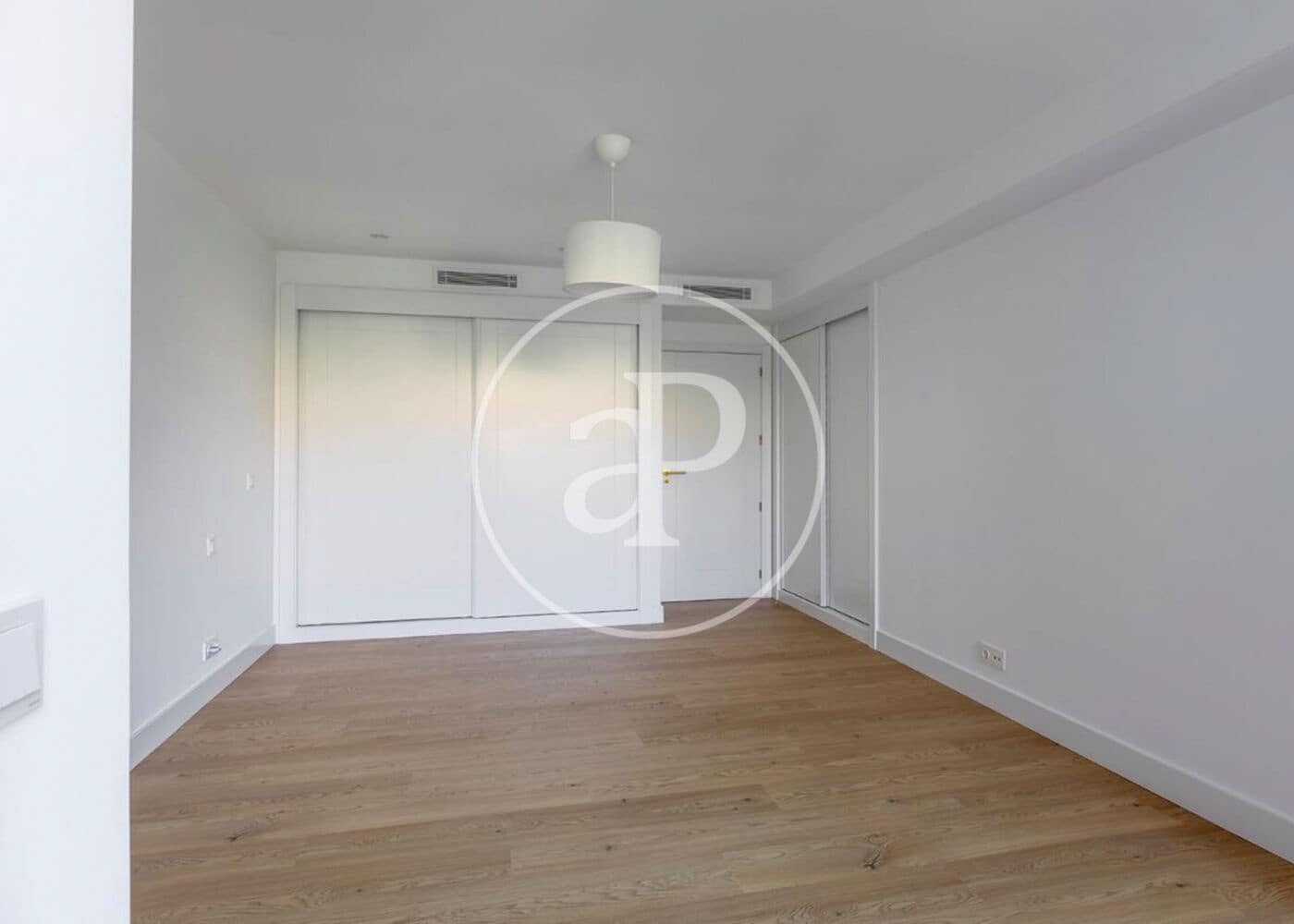 3 bedroom Apartment for sale in Madrid city - € 1,758,000 (Ref: 9942539)