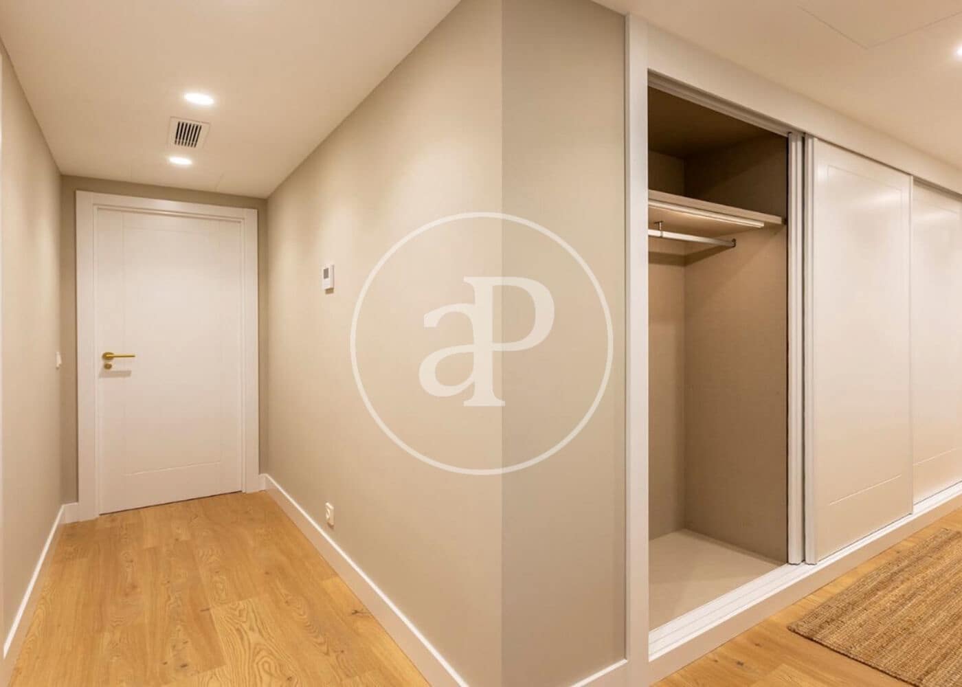 3 bedroom Apartment for sale in Madrid city - € 1,758,000 (Ref: 9942539)