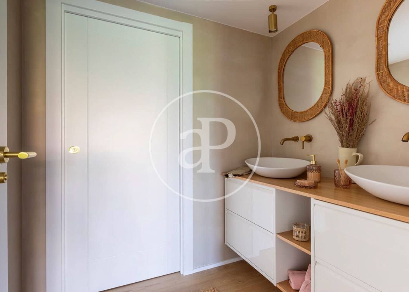 3 bedroom Apartment for sale in Madrid city - € 1,758,000 (Ref: 9942539)