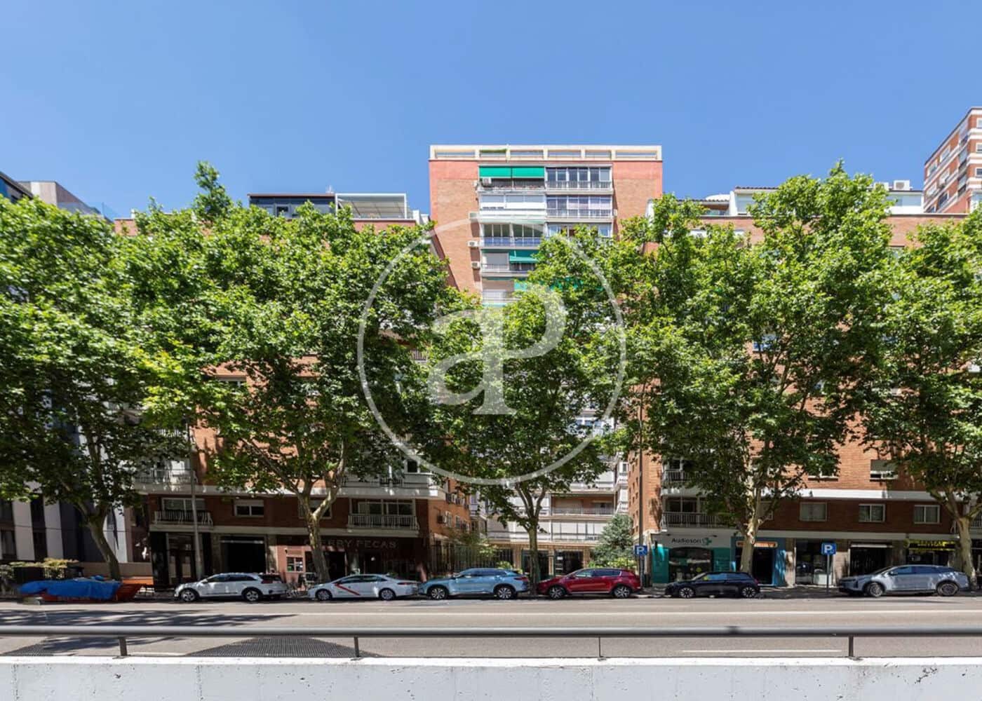 3 bedroom Apartment for sale in Madrid city - € 1,758,000 (Ref: 9942539)