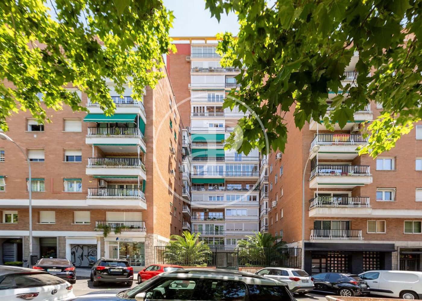 3 bedroom Apartment for sale in Madrid city - € 1,758,000 (Ref: 9942539)
