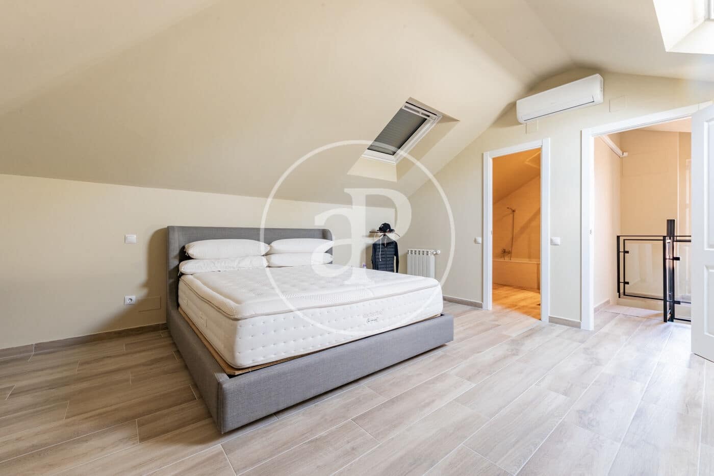 6 soveværelse Villa til leje i Pozuelo de Alarcon med swimmingpool garage - € 8.000 (Ref: 9942540)