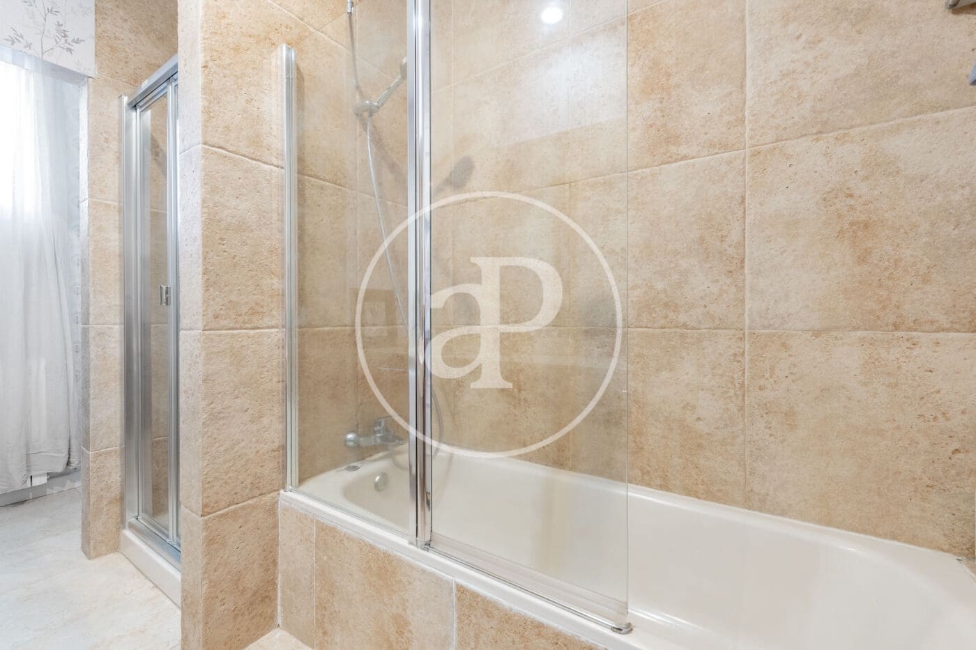 6 soveværelse Villa til leje i Pozuelo de Alarcon med swimmingpool garage - € 8.000 (Ref: 9942540)