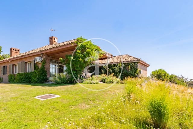 6 soveværelse Villa til leje i Pozuelo de Alarcón med swimmingpool garage - € 8.000 (Ref: 9942540)
