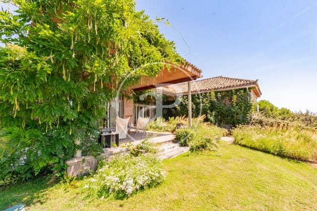 6 soveværelse Villa til leje i Pozuelo de Alarcón med swimmingpool garage - € 8.000 (Ref: 9942540)