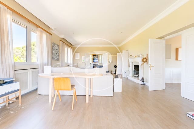 6 soveværelse Villa til leje i Pozuelo de Alarcón med swimmingpool garage - € 8.000 (Ref: 9942540)