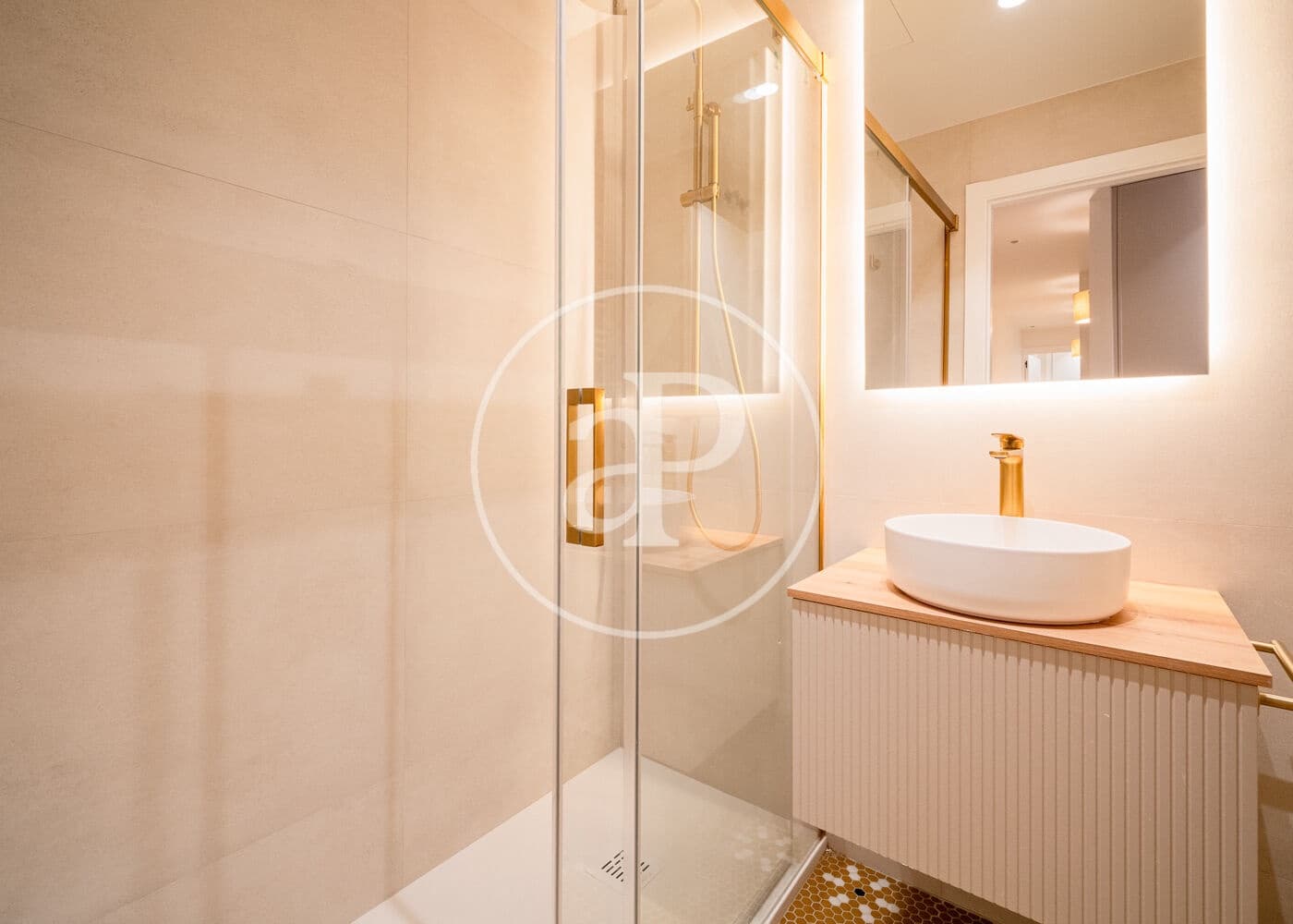 Apartamento de 3 habitaciones en Madrid ciudad en venta - 935.000 € (Ref: 9942541)