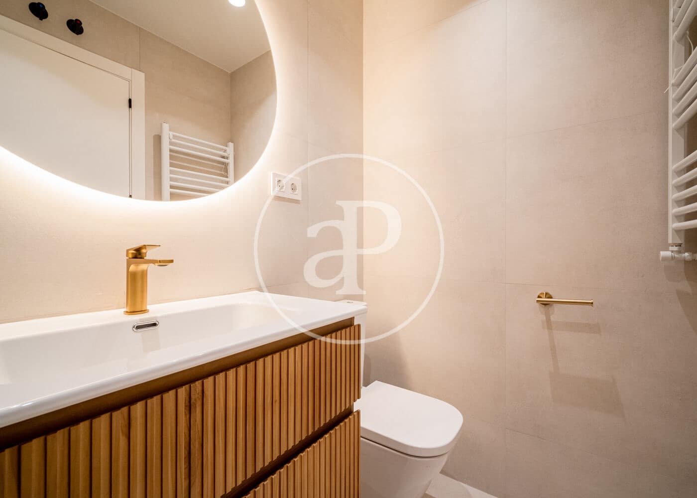 Apartamento de 3 habitaciones en Madrid ciudad en venta - 935.000 € (Ref: 9942541)