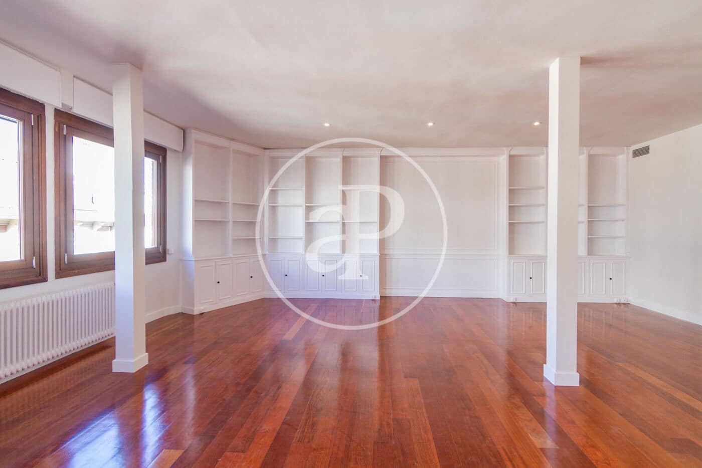 4 sypialnia Apartament do wynajęcia w Miasto Madryt z basenem garażem - 5 500 € (Ref: 9942542)