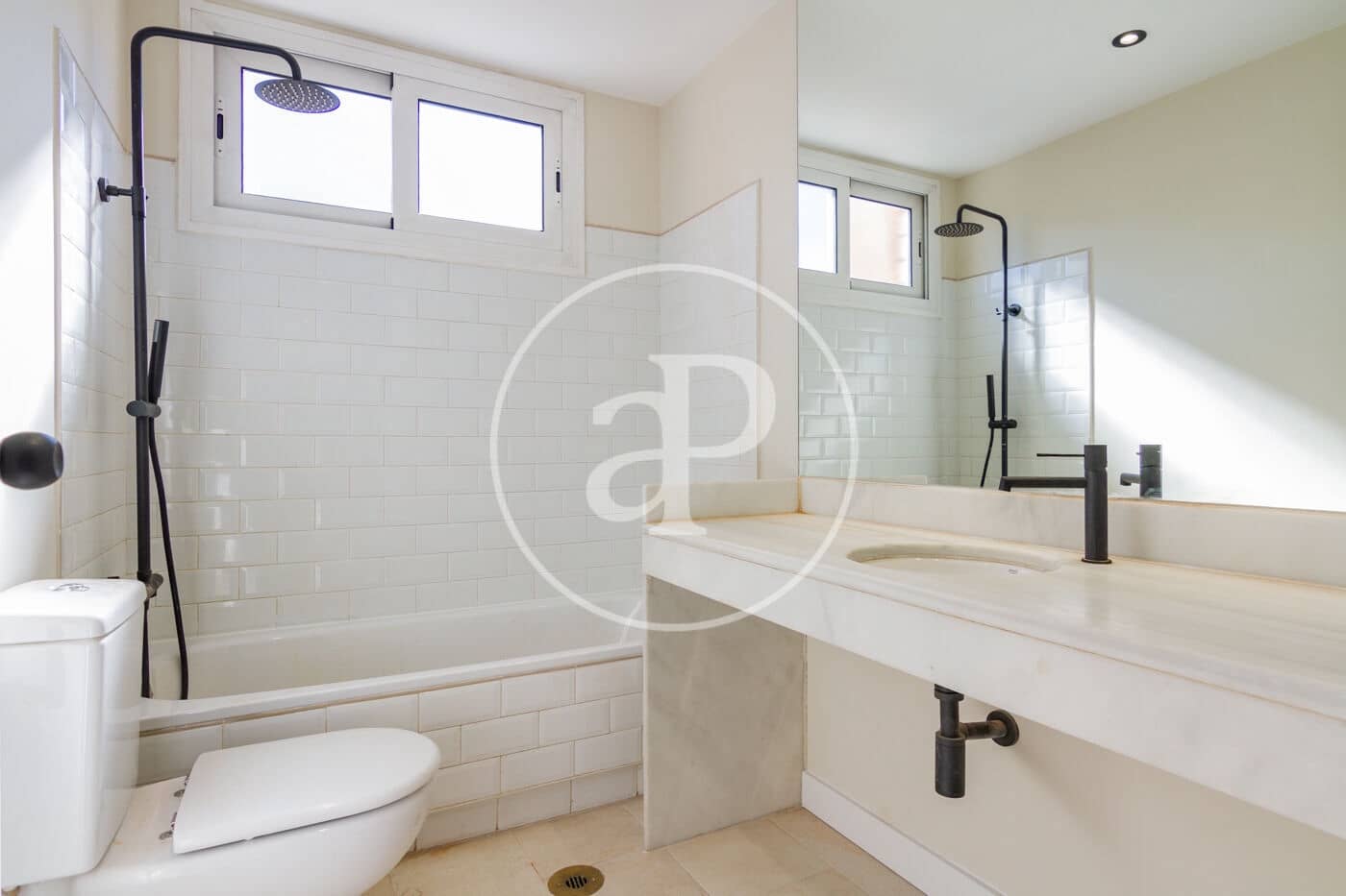 4 sypialnia Apartament do wynajęcia w Miasto Madryt z basenem garażem - 5 500 € (Ref: 9942542)