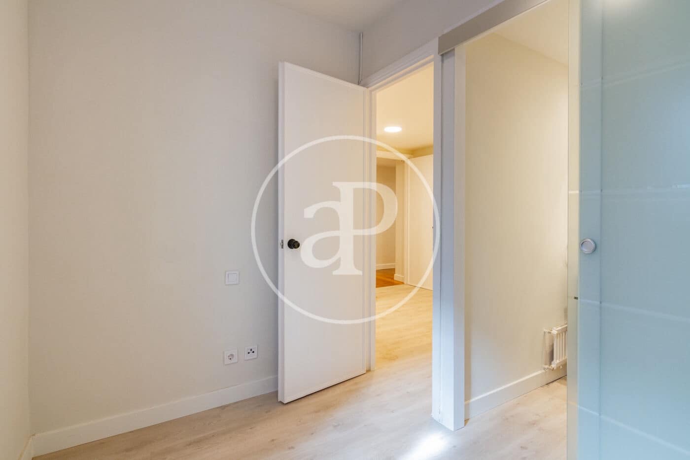 4 sypialnia Apartament do wynajęcia w Miasto Madryt z basenem garażem - 5 500 € (Ref: 9942542)