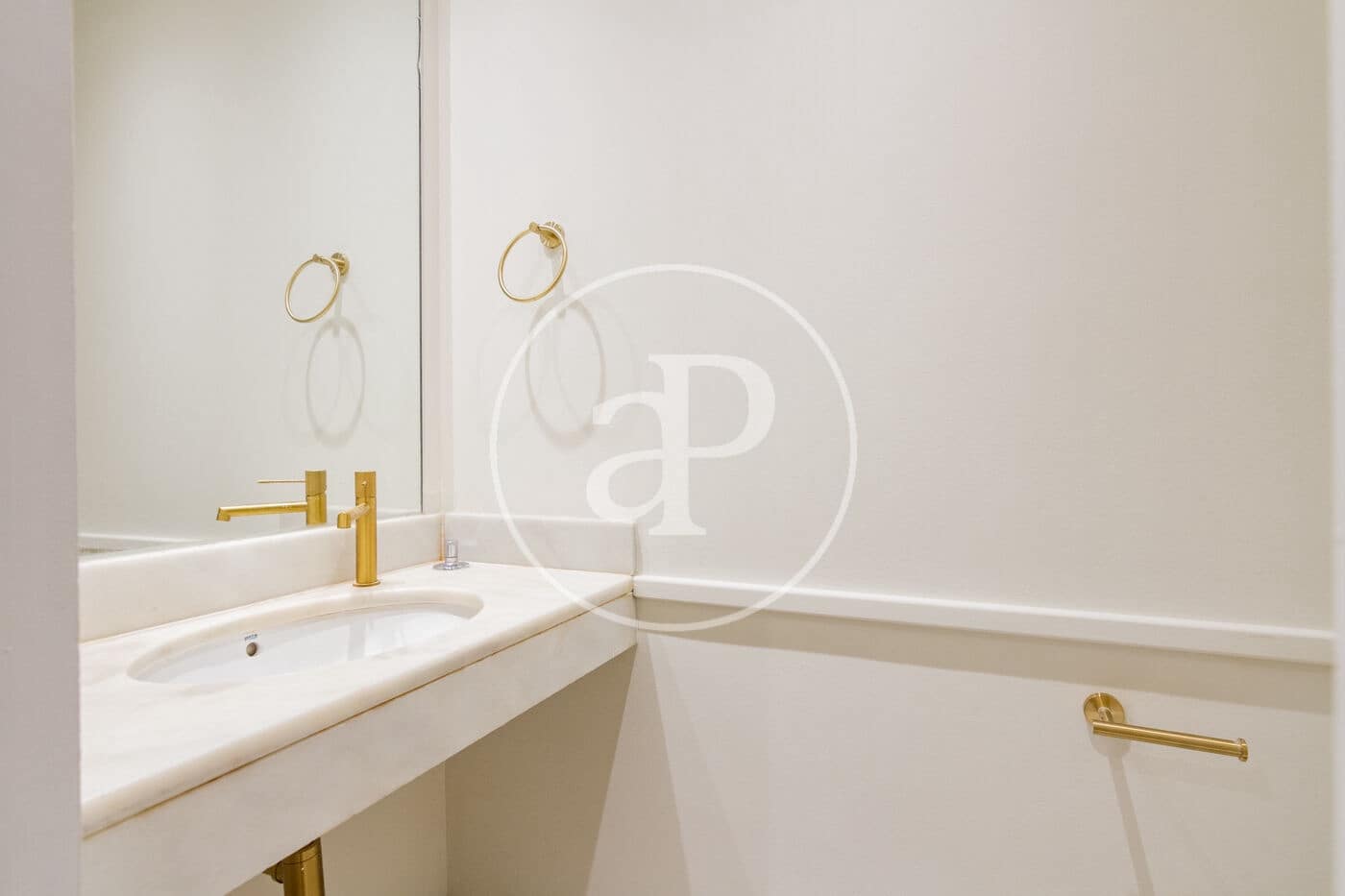 4 sypialnia Apartament do wynajęcia w Miasto Madryt z basenem garażem - 5 500 € (Ref: 9942542)