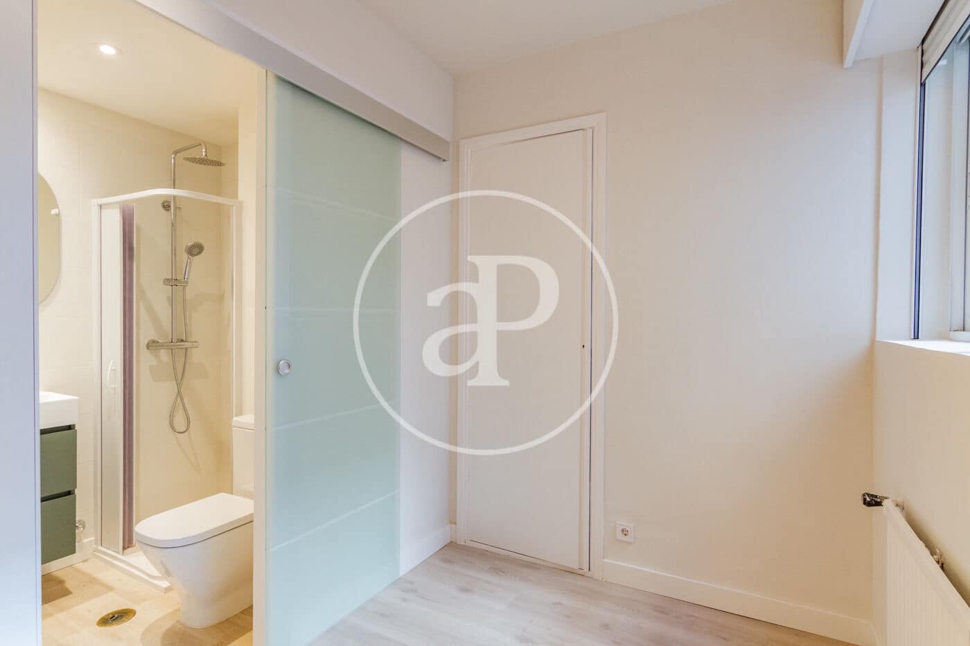 4 sypialnia Apartament do wynajęcia w Miasto Madryt z basenem garażem - 5 500 € (Ref: 9942542)