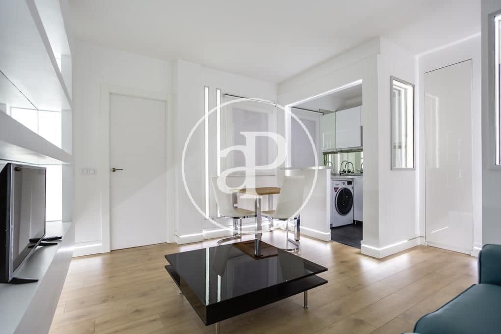 Appartement de 1 chambre à louer à Madrid ville - 1 190 € (Ref: 9945727)