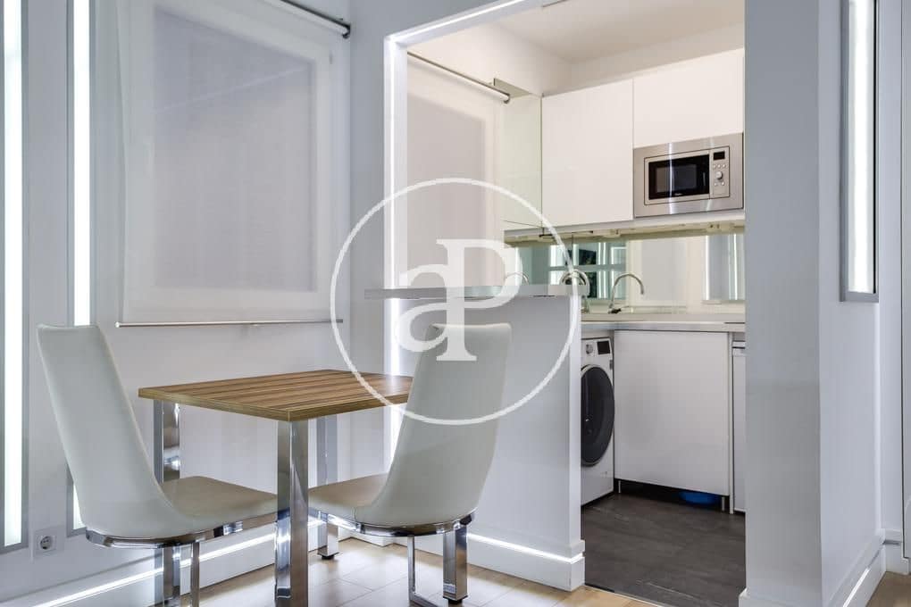 Appartement de 1 chambre à louer à Madrid ville - 1 190 € (Ref: 9945727)