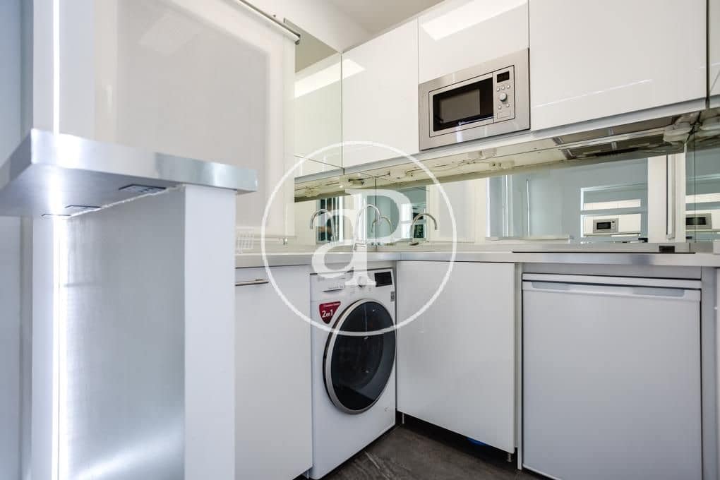 Appartement de 1 chambre à louer à Madrid ville - 1 190 € (Ref: 9945727)