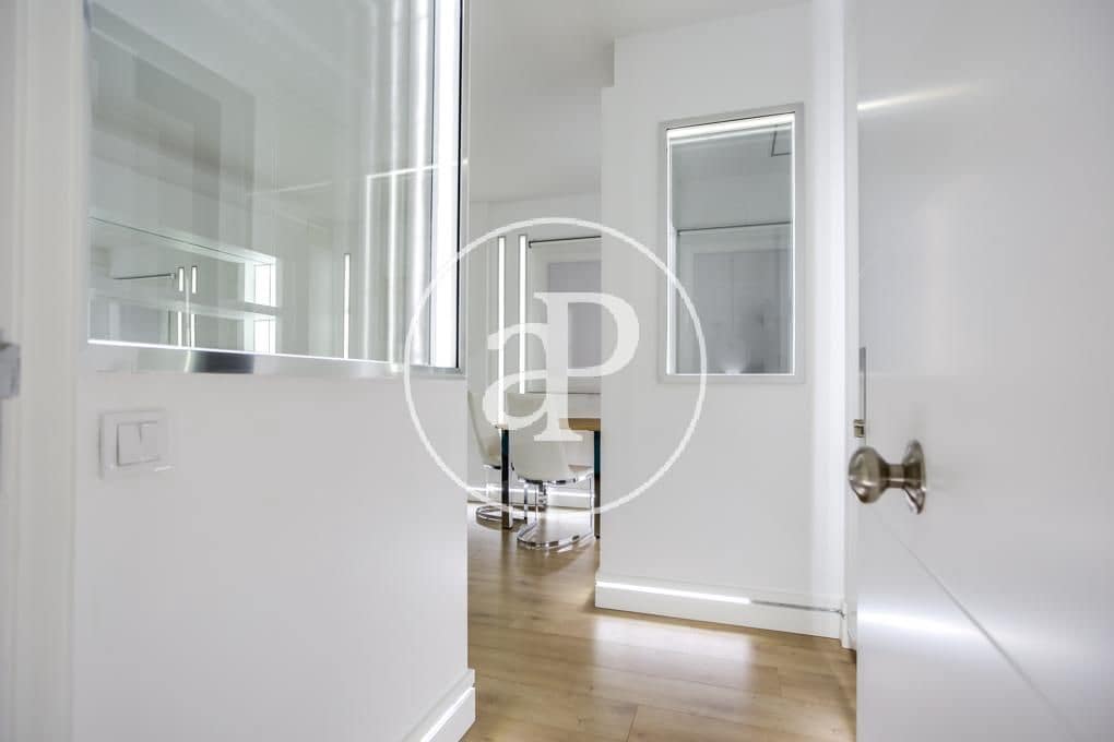 Appartement de 1 chambre à louer à Madrid ville - 1 190 € (Ref: 9945727)