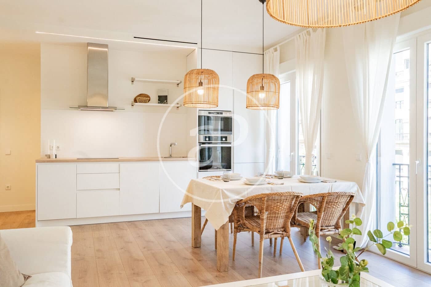 2 bedroom Apartment for rent in Madrid city - € 4,200 (Ref: 9945729)