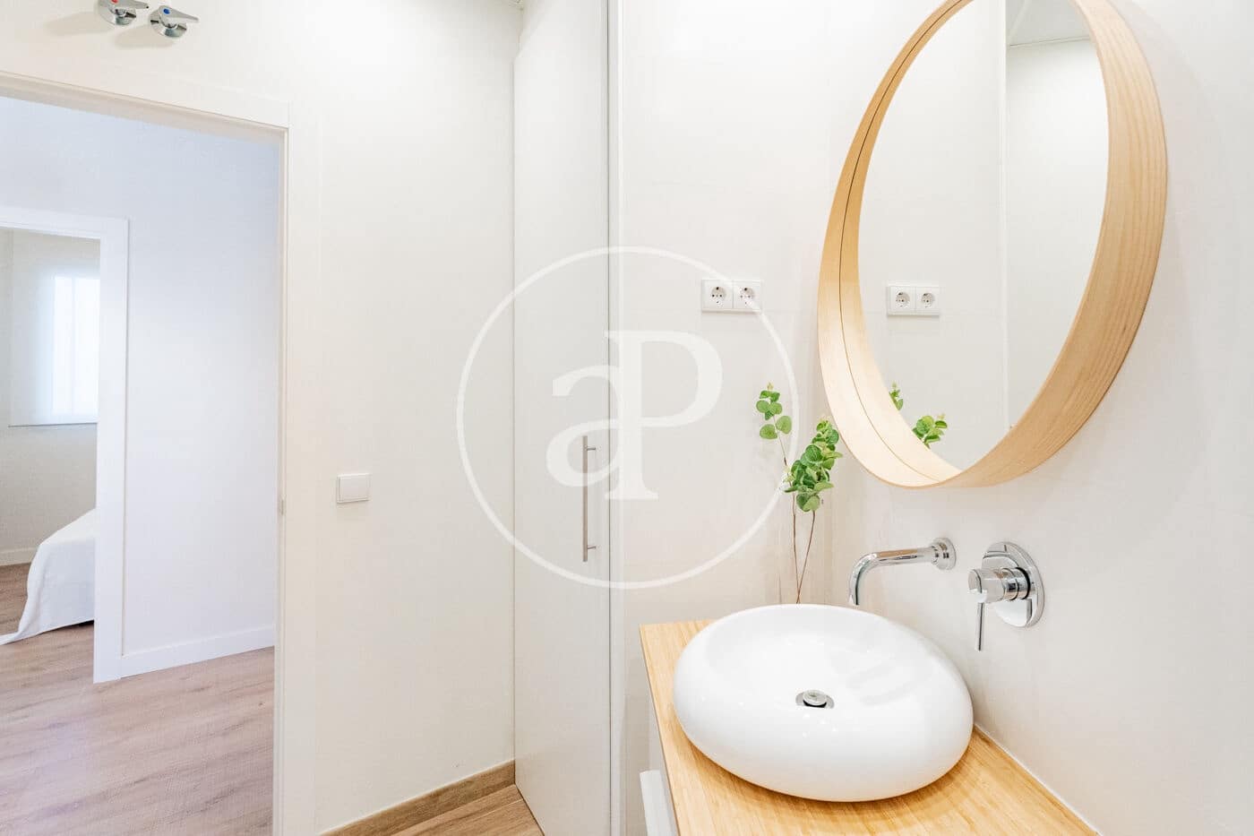 2 bedroom Apartment for rent in Madrid city - € 4,200 (Ref: 9945729)