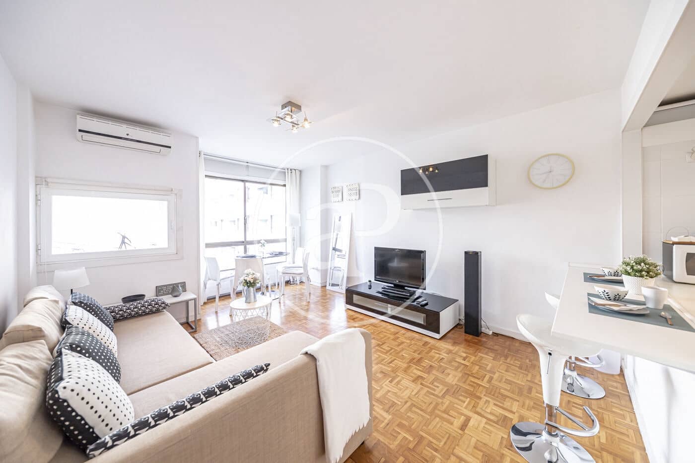 1 bedroom Apartment for rent in Madrid city with pool - € 1,990 (Ref: 9945731)