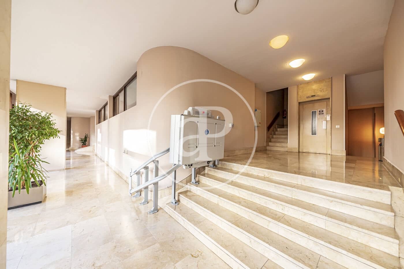 1 bedroom Apartment for rent in Madrid city with pool - € 1,990 (Ref: 9945731)