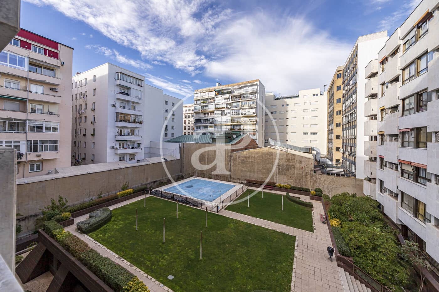 1 bedroom Apartment for rent in Madrid city with pool - € 1,990 (Ref: 9945731)