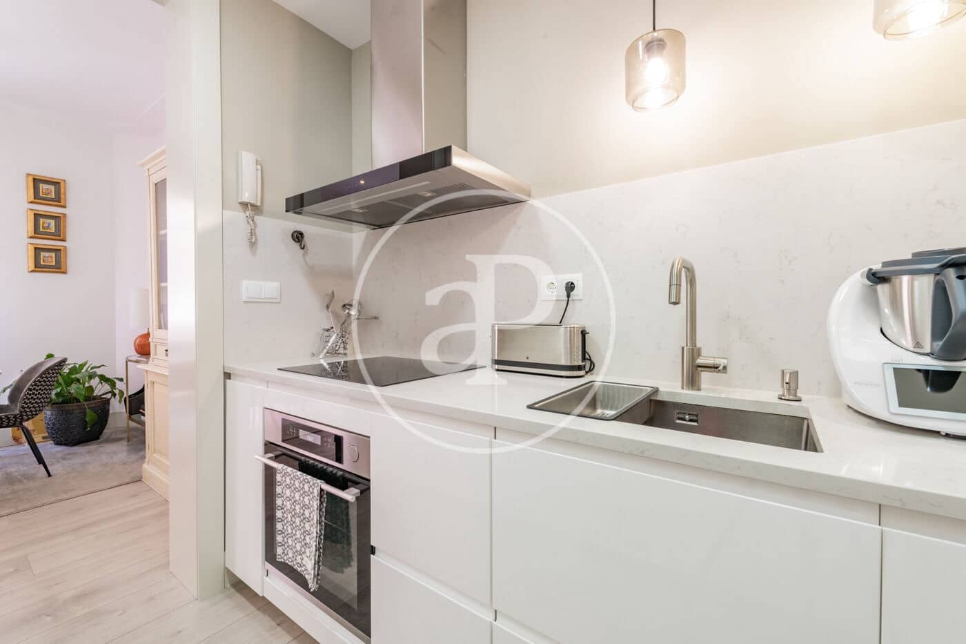 2 bedroom Apartment for sale in Madrid city - € 935,000 (Ref: 9947934)