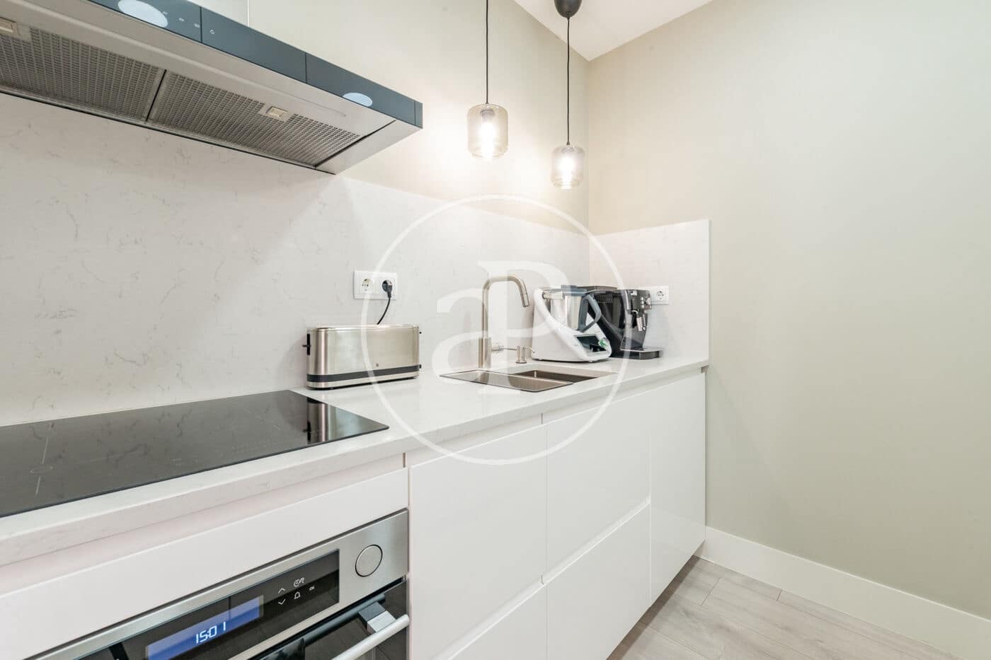 2 bedroom Apartment for sale in Madrid city - € 935,000 (Ref: 9947934)