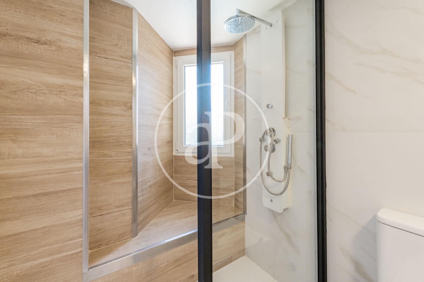 5 sypialnia Willa na sprzedaż w La Moraleja z basenem - 1 850 000 € (Ref: 9947935)