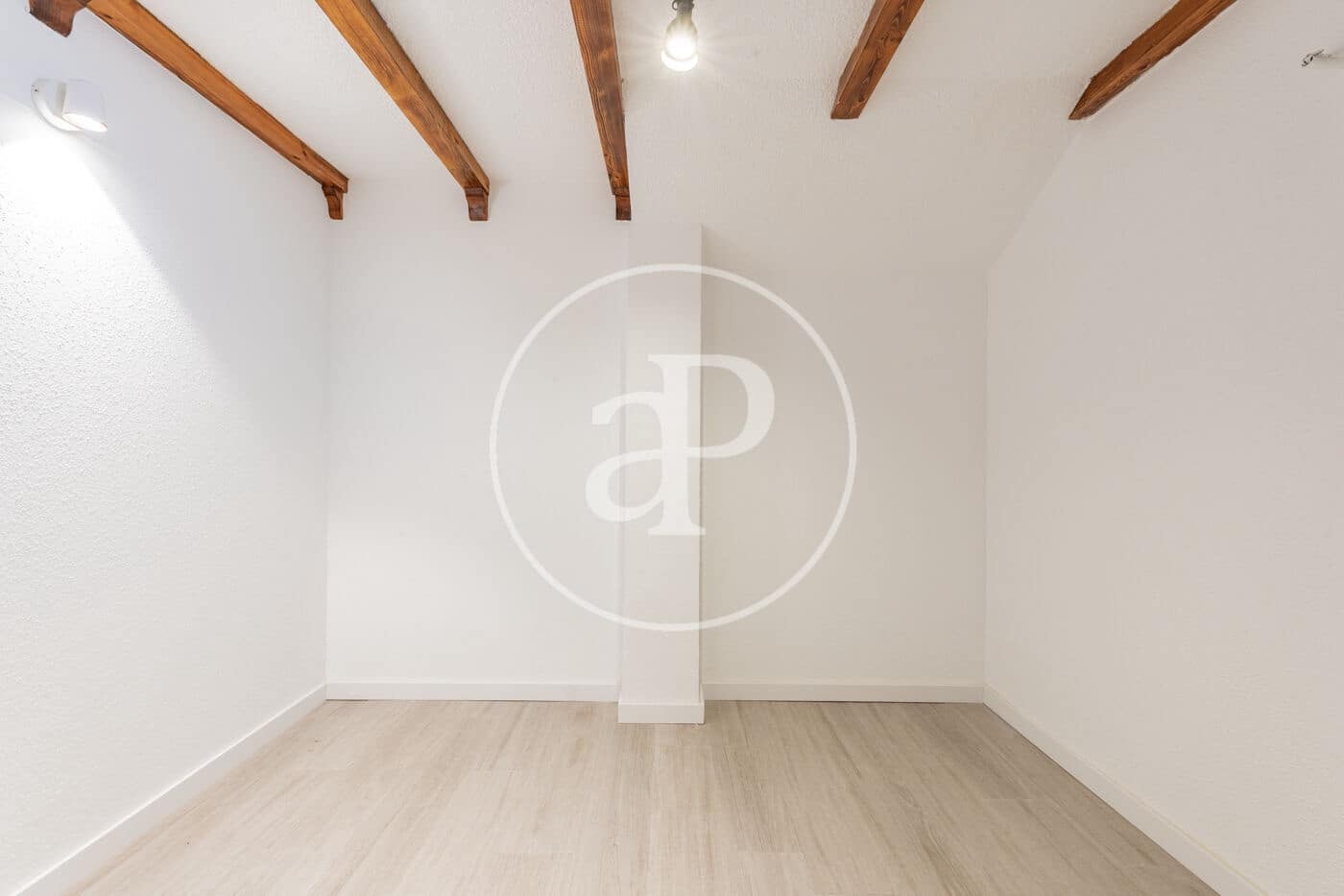 5 sypialnia Willa na sprzedaż w La Moraleja z basenem - 1 850 000 € (Ref: 9947935)