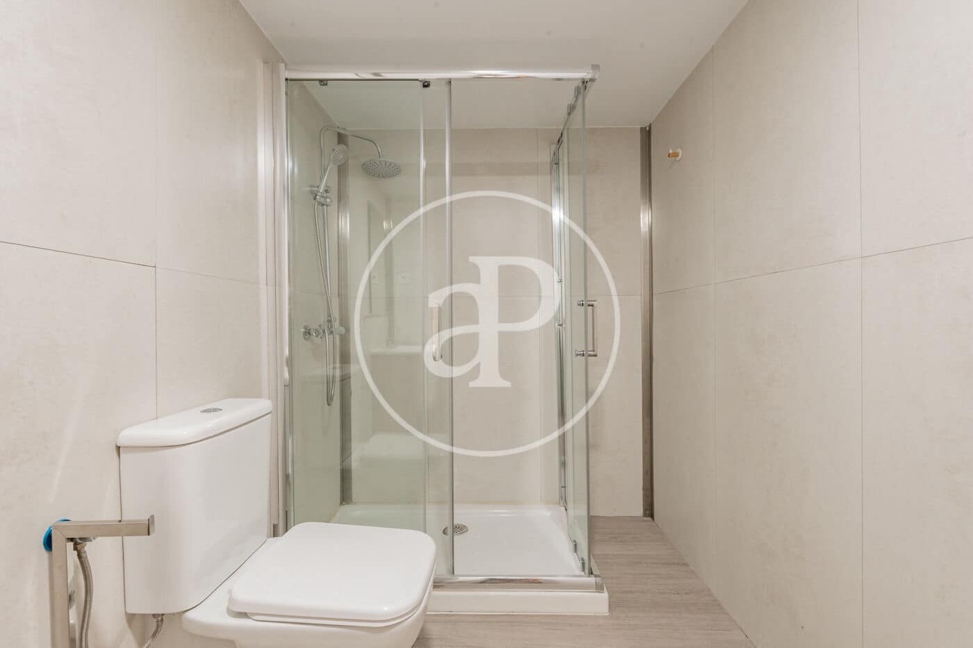 5 sypialnia Willa na sprzedaż w La Moraleja z basenem - 1 850 000 € (Ref: 9947935)