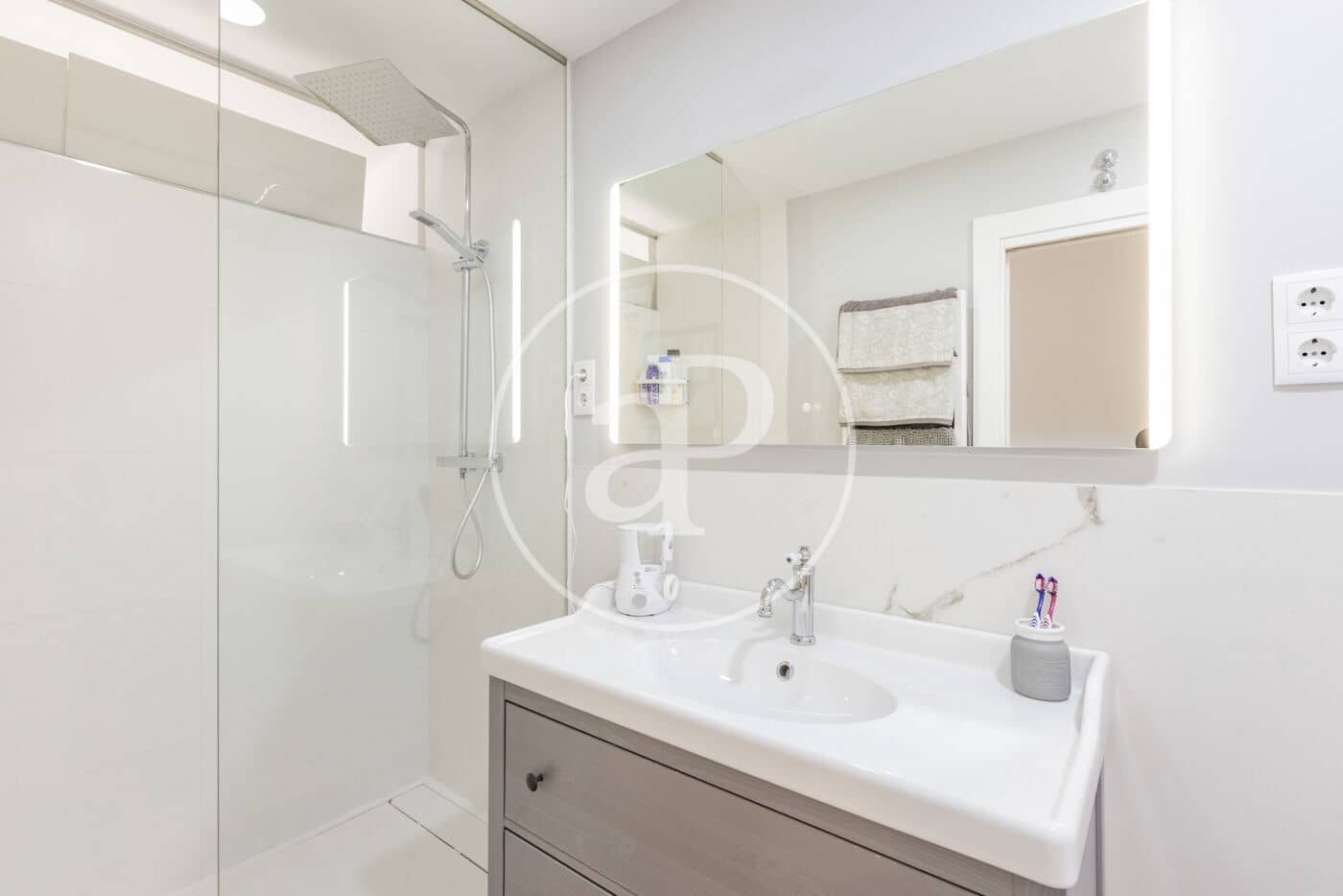 5 slaapkamer Villa te koop in La Moraleja met zwembad - € 2.150.000 (Ref: 9949814)