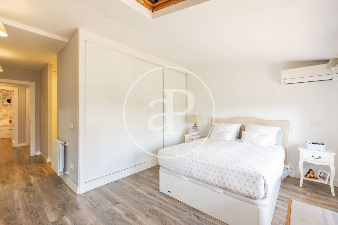 5 slaapkamer Villa te koop in La Moraleja met zwembad - € 2.150.000 (Ref: 9949814)