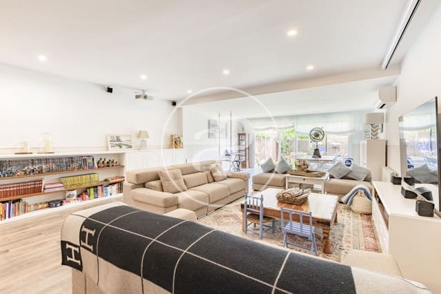 5 sovrum Villa till salu i La Moraleja, Alcobendas med pool - 2 150 000 € (Ref: 9949814)