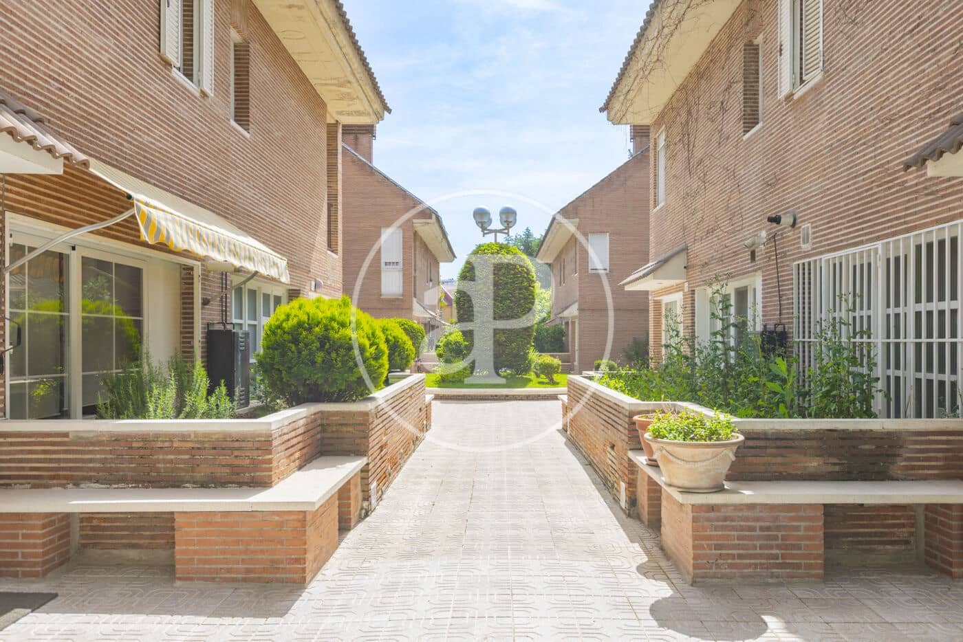 5 slaapkamer Villa te koop in La Moraleja met zwembad - € 2.150.000 (Ref: 9949814)