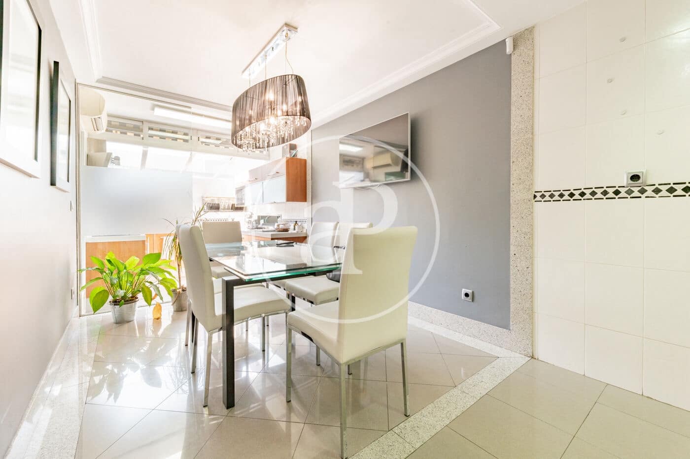 5 bedroom Villa for sale in La Moraleja with pool - € 2,250,000 (Ref: 9949815)