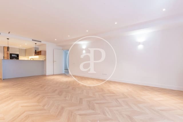 4 soverom Leilighet til leie i Rios Rosas, Madrid by med garasje - € 5 500 (Ref: 9949819)