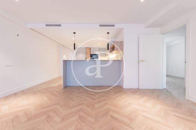 4 soverom Leilighet til leie i Rios Rosas, Madrid by med garasje - € 5 500 (Ref: 9949819)